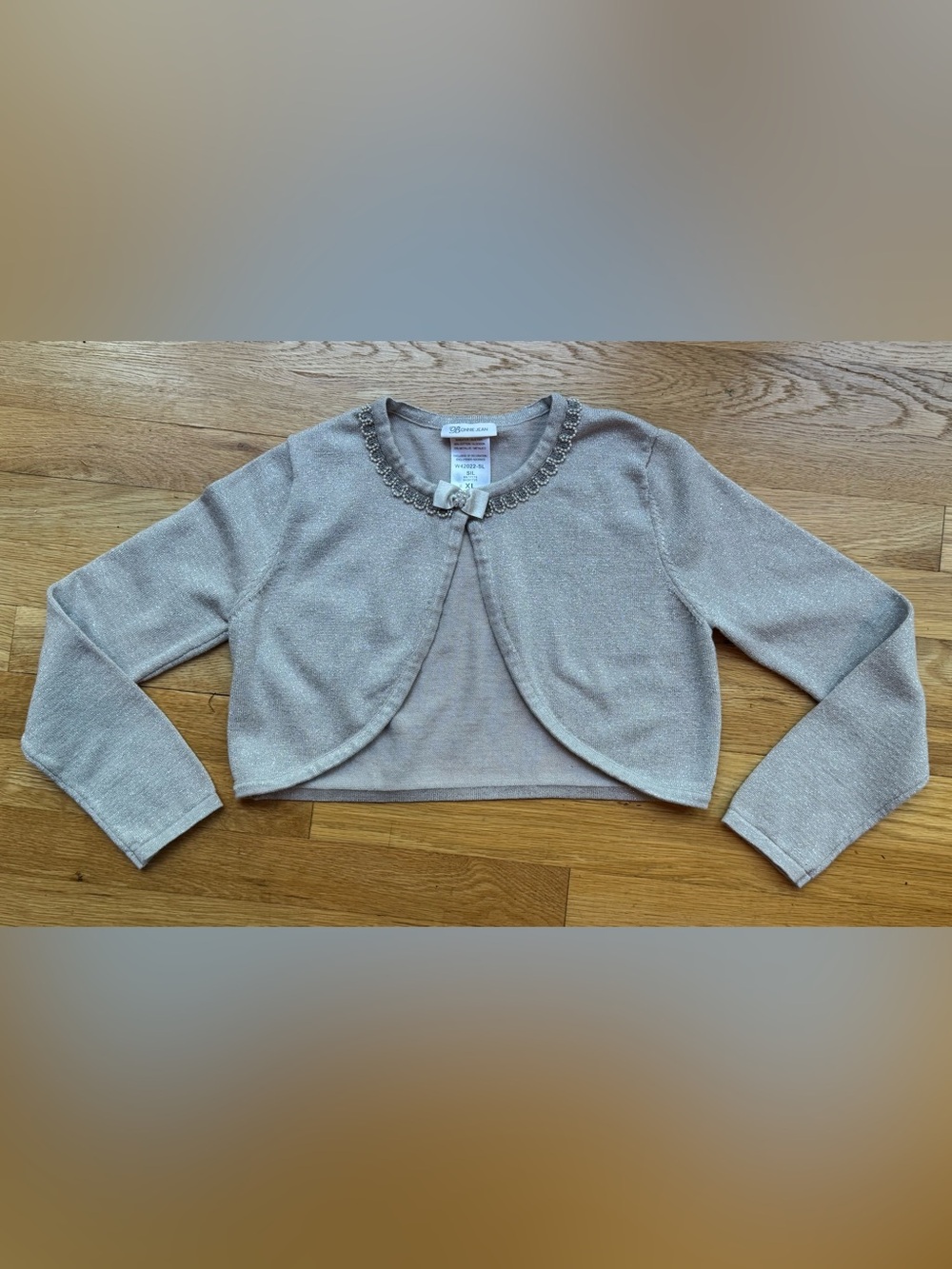 Beautiful Girls Silver Cropped Bolero/Shrug/Sweater (Girls XL)